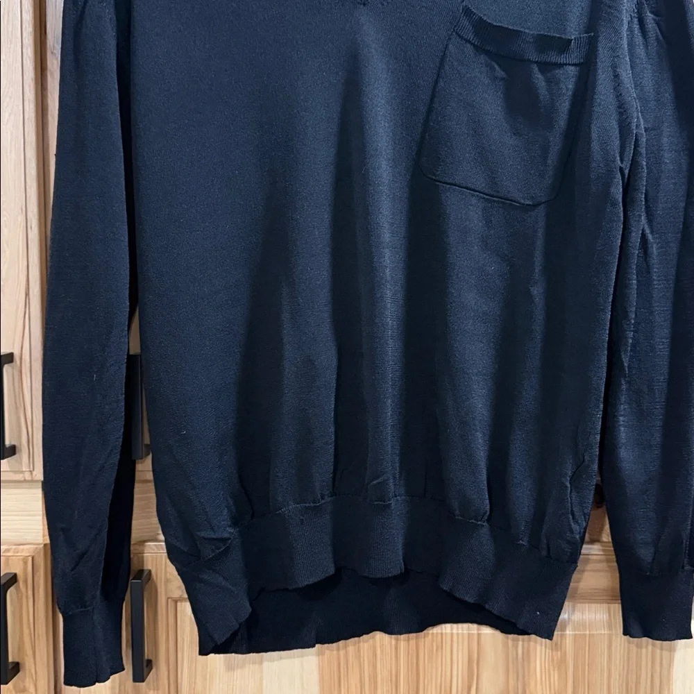 Elie Tahari Women’s L Black Lightweight V-Neck Minimalist Closet Staple Sweater